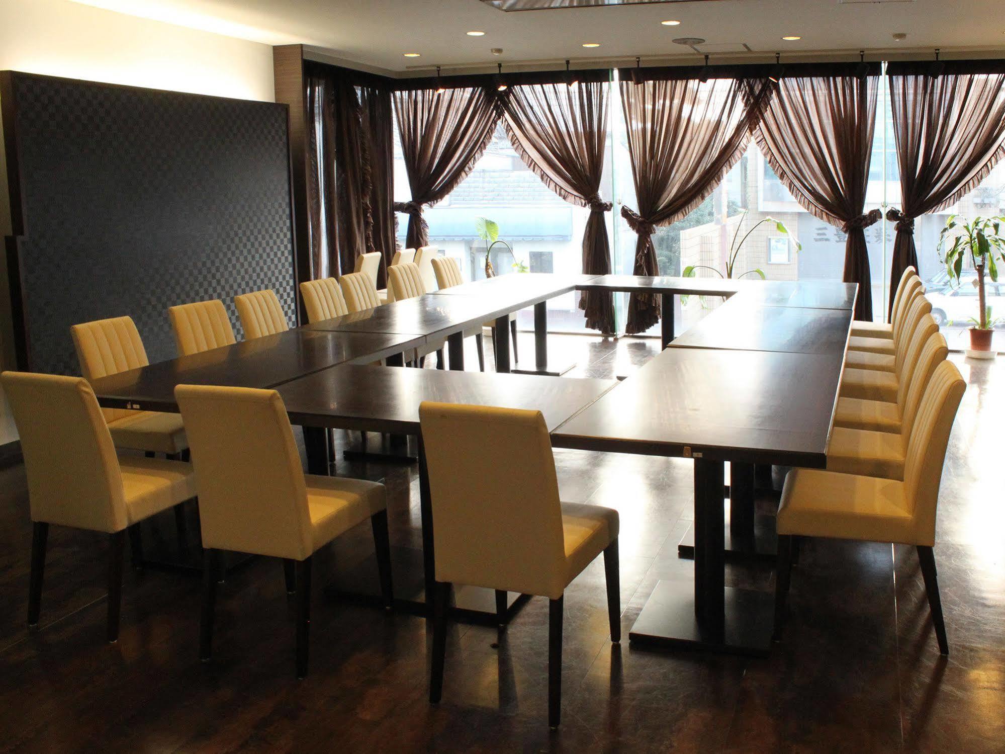 Hotel Livemax Budget Iyo Mishima Shikokuchuo Extérieur photo