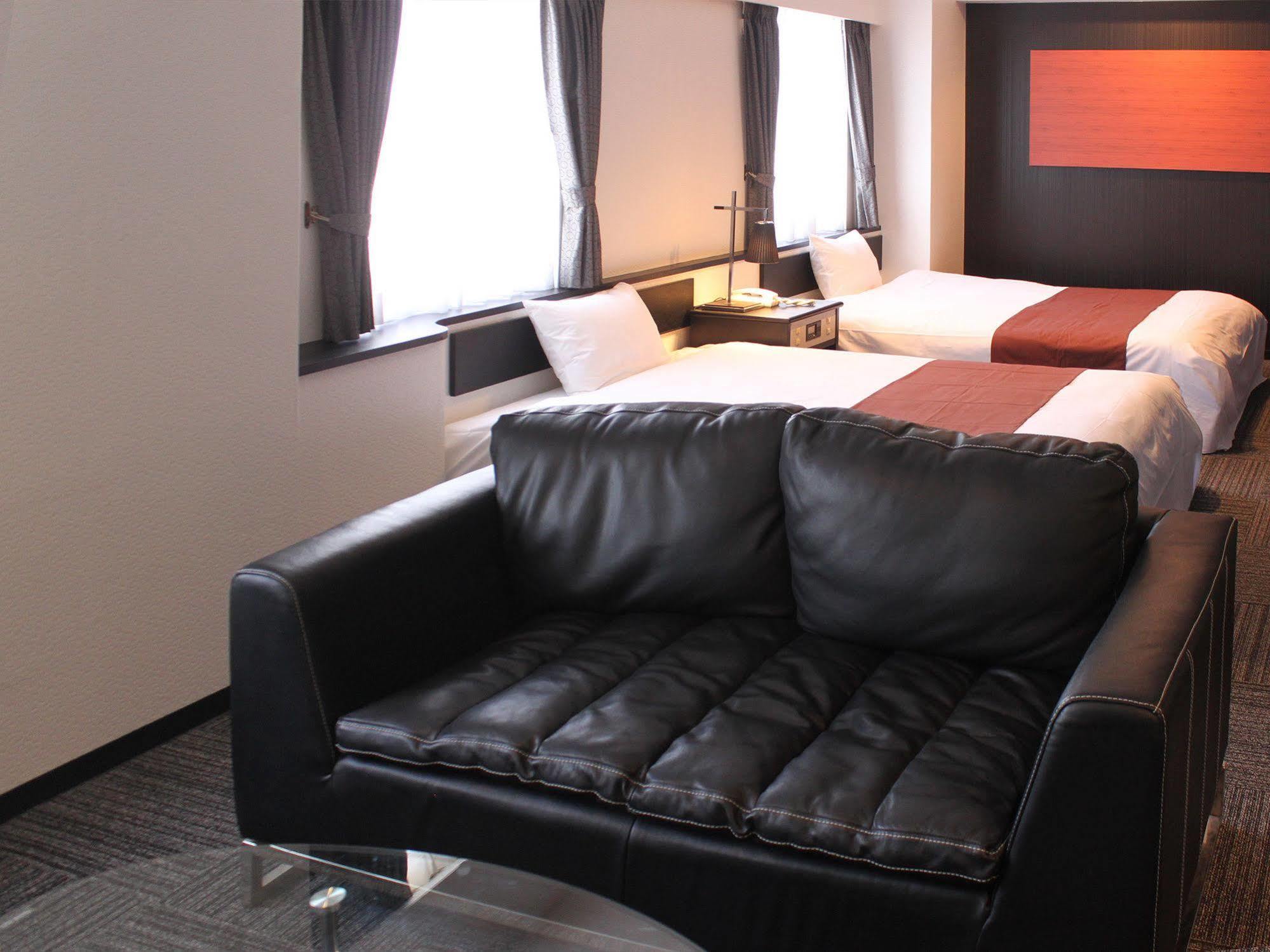 Hotel Livemax Budget Iyo Mishima Shikokuchuo Extérieur photo